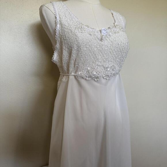 Vintage sheer 90s lace night gown! - Picture 1 of 5